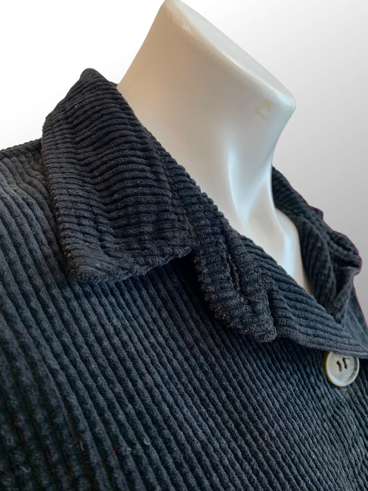 Cutloose 24 Women's Long Sleeve Top Lux Corduroy Crop Jacket