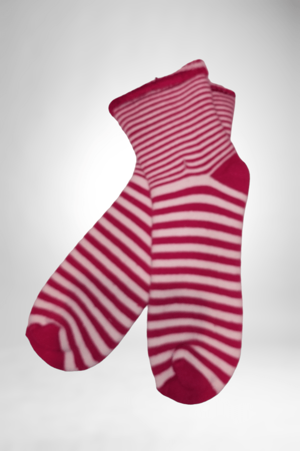 Maggie&#39;s Women&#39;s Socks Red Stripes / M (9-11) Snuggle Organic Cotton Socks - Stripes Short