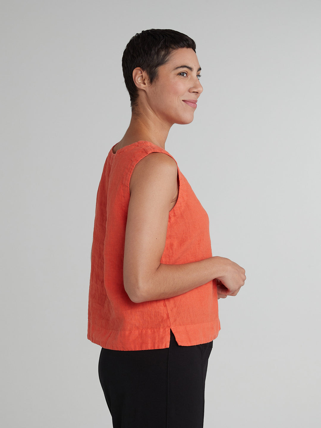 Linen Sleeveless Shell Top