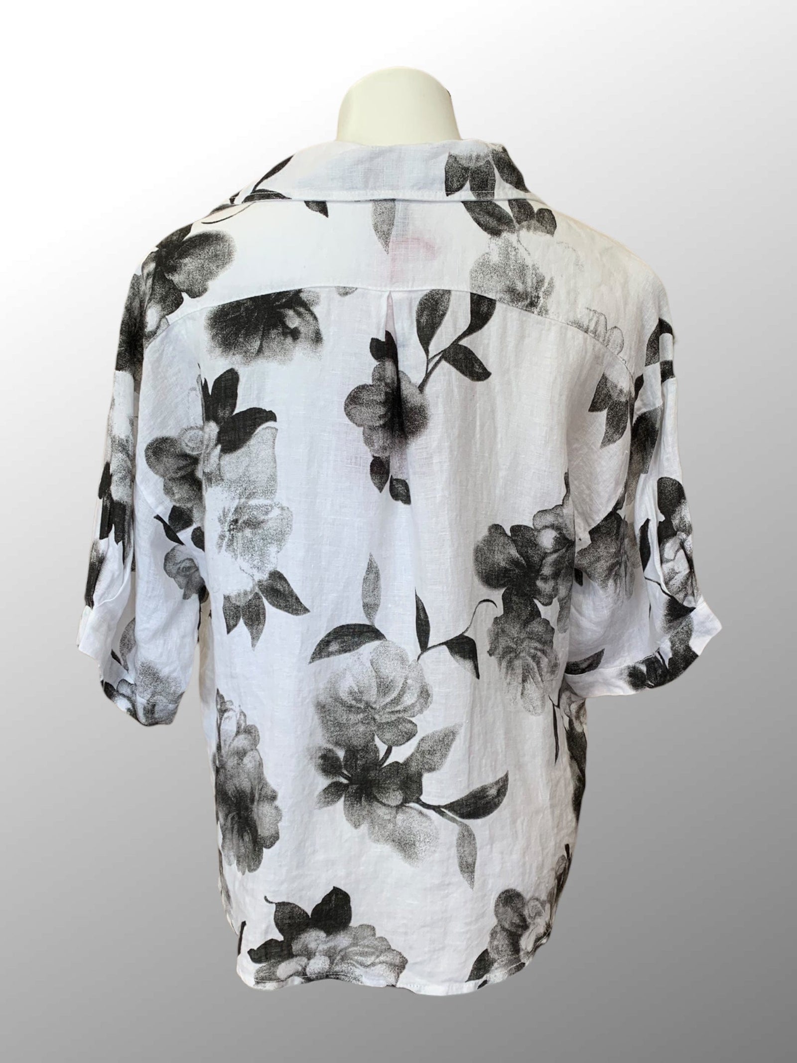 Inizio Women's Jacket S / Black Flowers Linen Wide Shirt - Floral Print