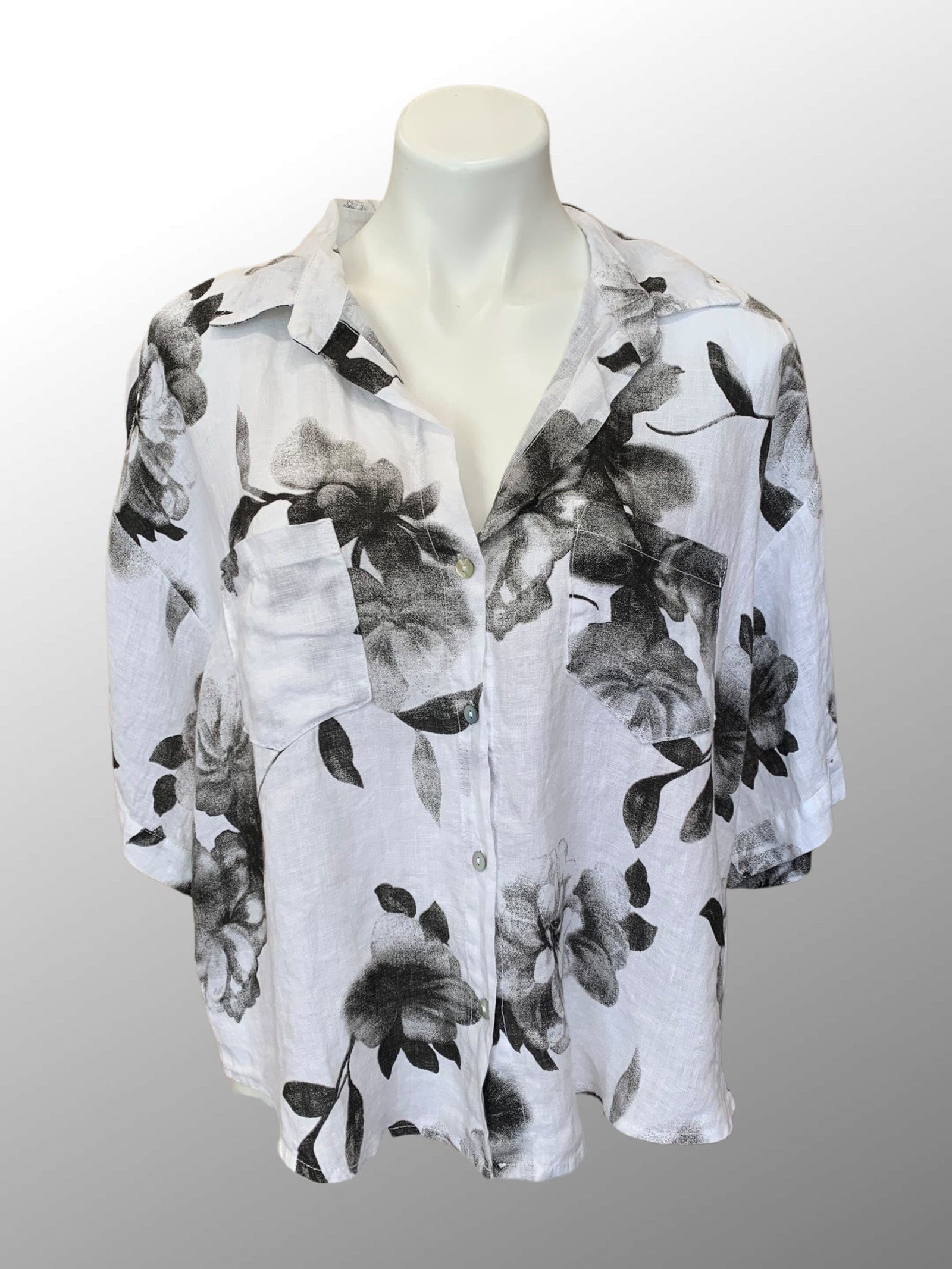 Inizio Women's Jacket S / Black Flowers Linen Wide Shirt - Floral Print