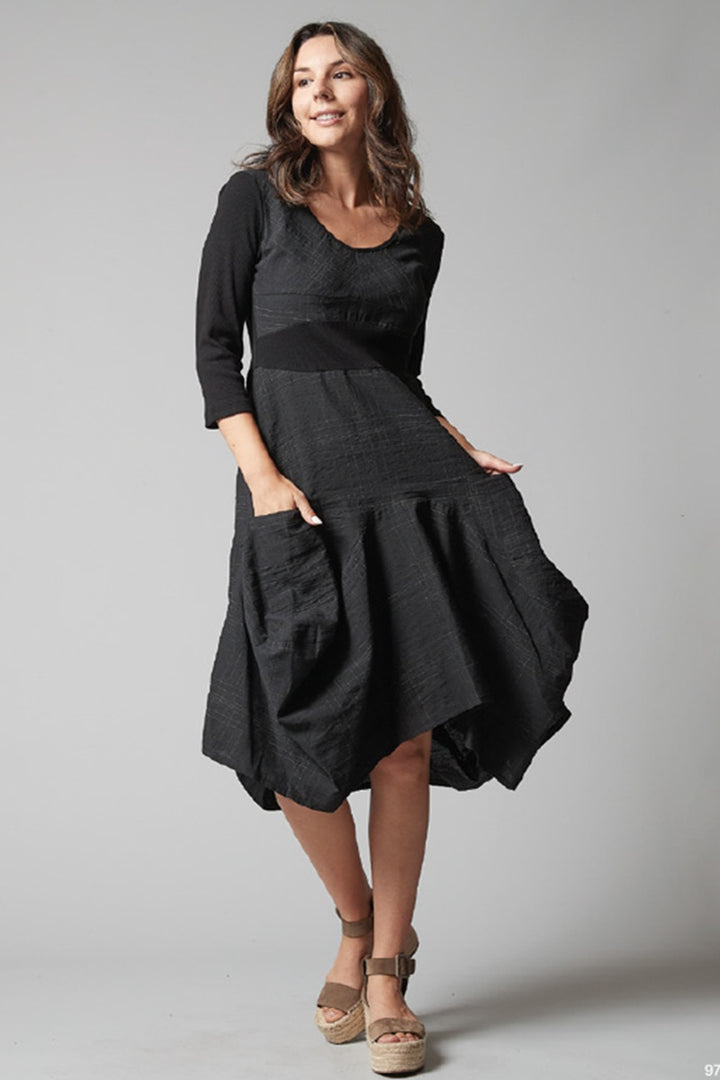 Italian Magic Dress by Inizio 3/4 Sleeve - Black pattern