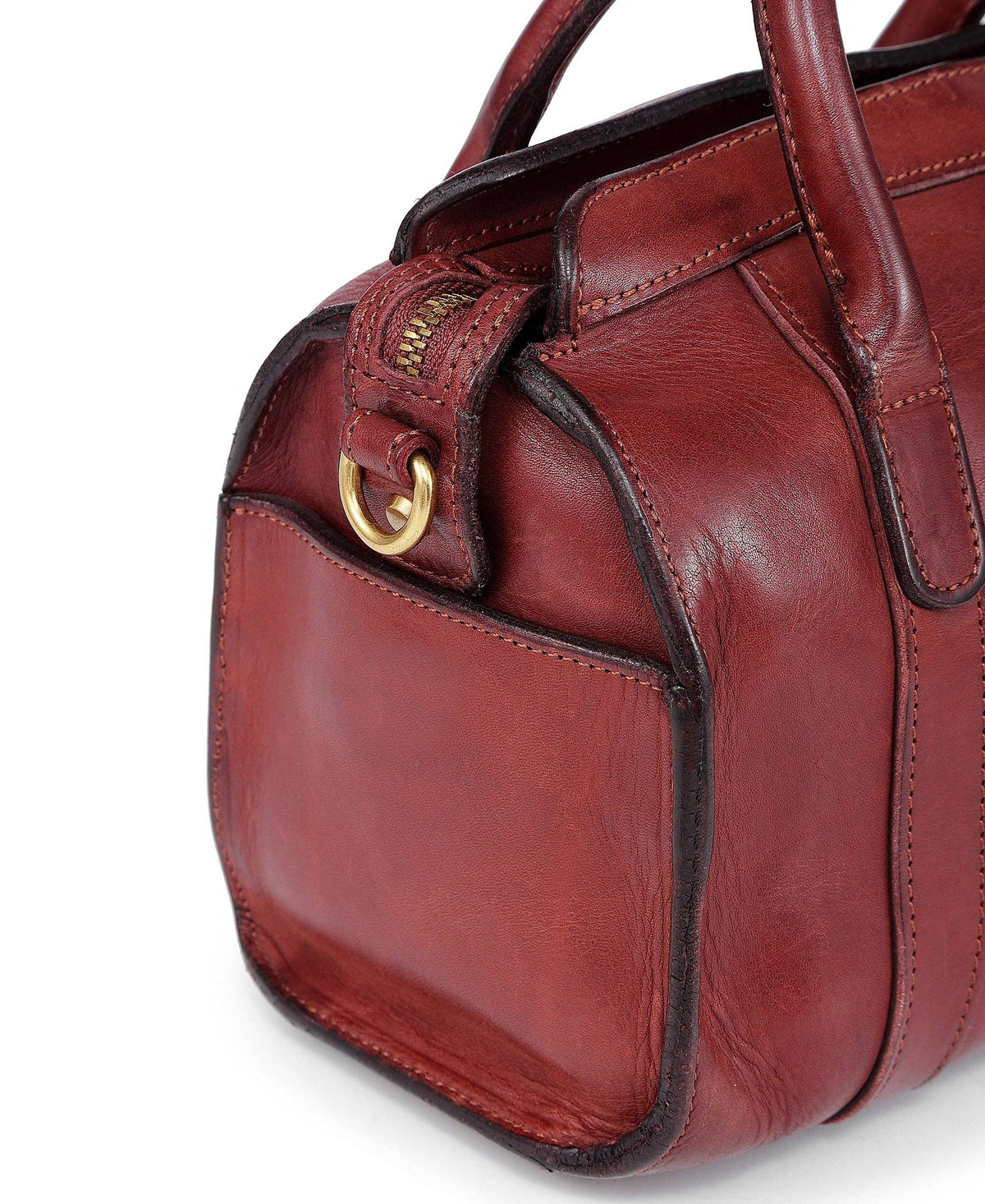 Old Trend Larkspur Crossbody Bag: Brown