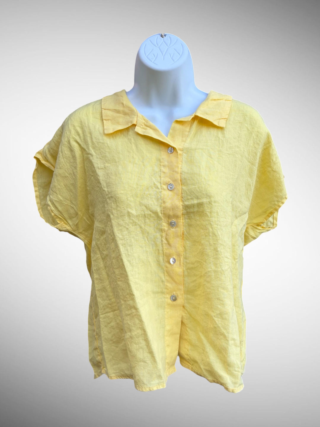 Linen Collared Button Shirt