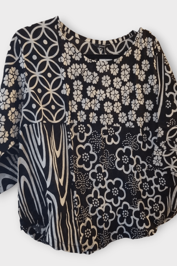 Yasuko Women&#39;s Long Sleeve Top Black White print / S/M Printed Light Cotton Blouse - Essential 176